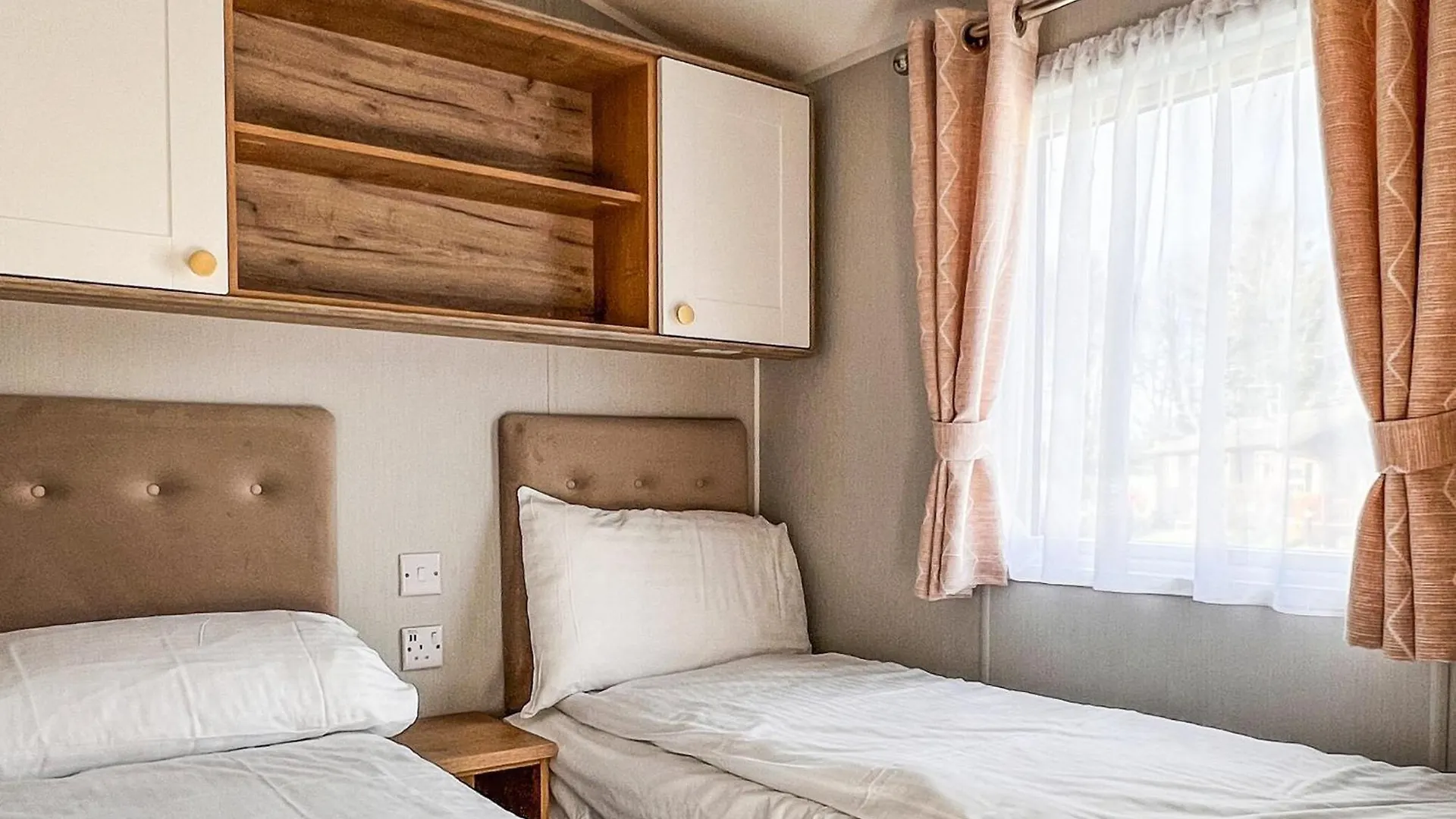 Fir Trees Caravan Park Villa Chester